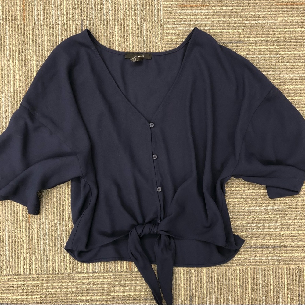 *SOLD* Knot Tie Shirt
